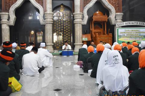 Istighotsah dan Pelepasan 501 Jamaah Calon Haji oleh Plt.Sekda
