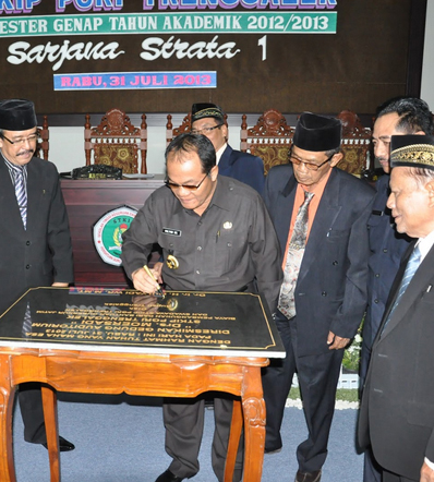 Bupati Resmikan Gedung Auditorium STKIP PGRI Trenggalek