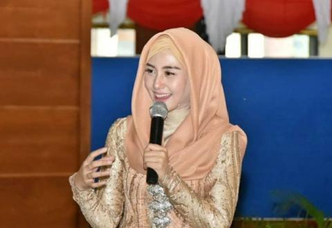 PERINGATI HARI IBU, PEMKAB TRENGGALEK GELAR SEMINAR BAGI PEREMPUAN